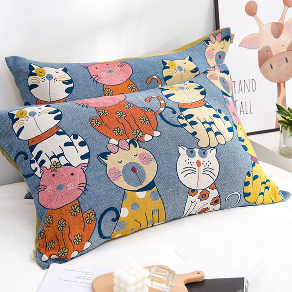 Load image into Gallery viewer, Beautiful Cat Pillowcase (2pc)
