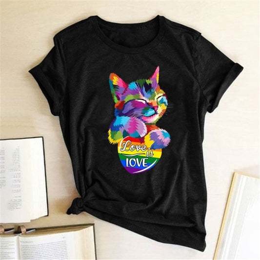 "Love is love" T-Shirt