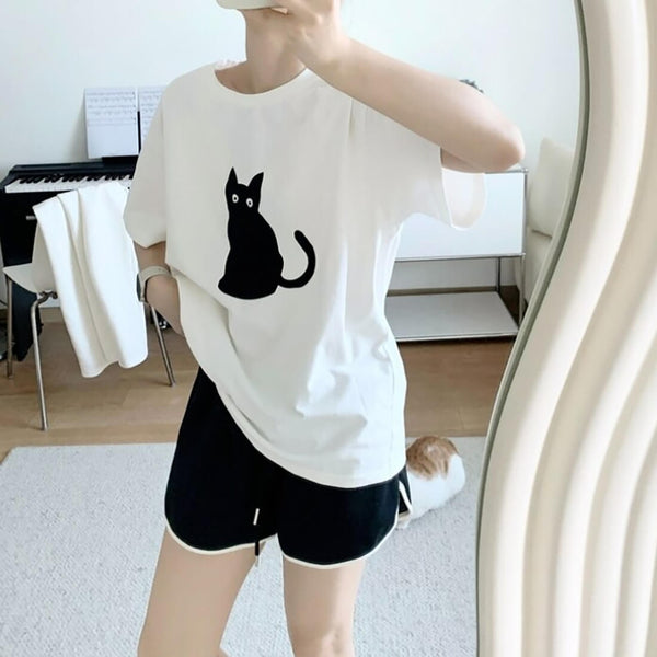 Load image into Gallery viewer, Little Black Cat T-Shirt
