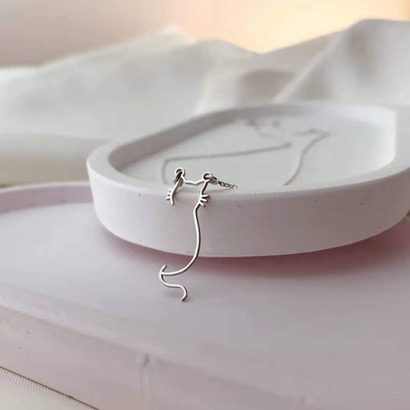 Minimalist Cat Silhouette Necklace