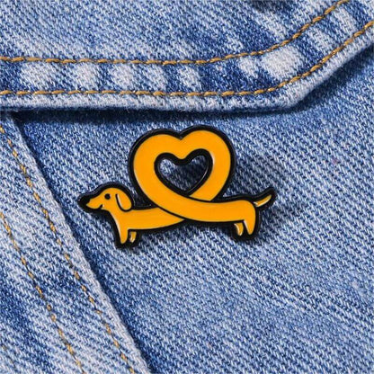 Dachshund's Love Pin